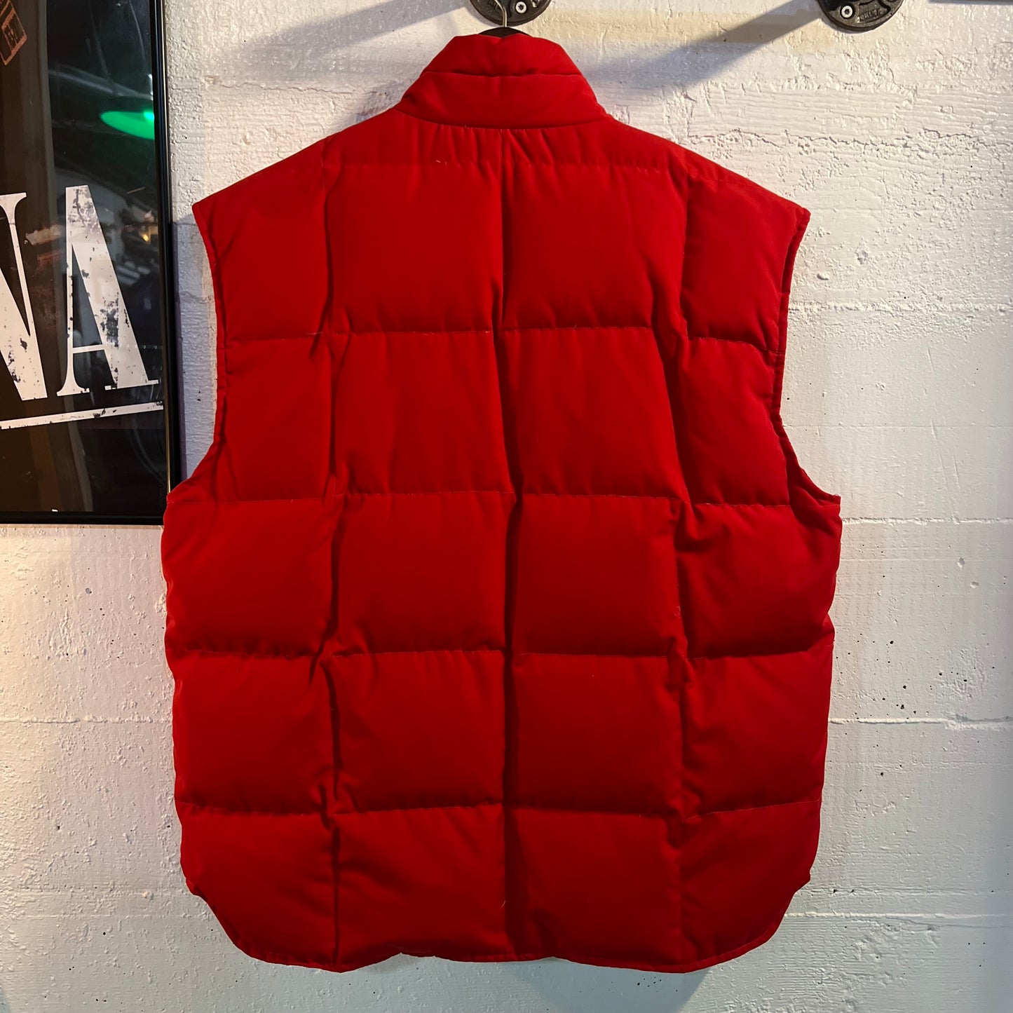 Vintage 1980's Black Sheep Western Down Puffer Snap Vest - Size Medium - Red