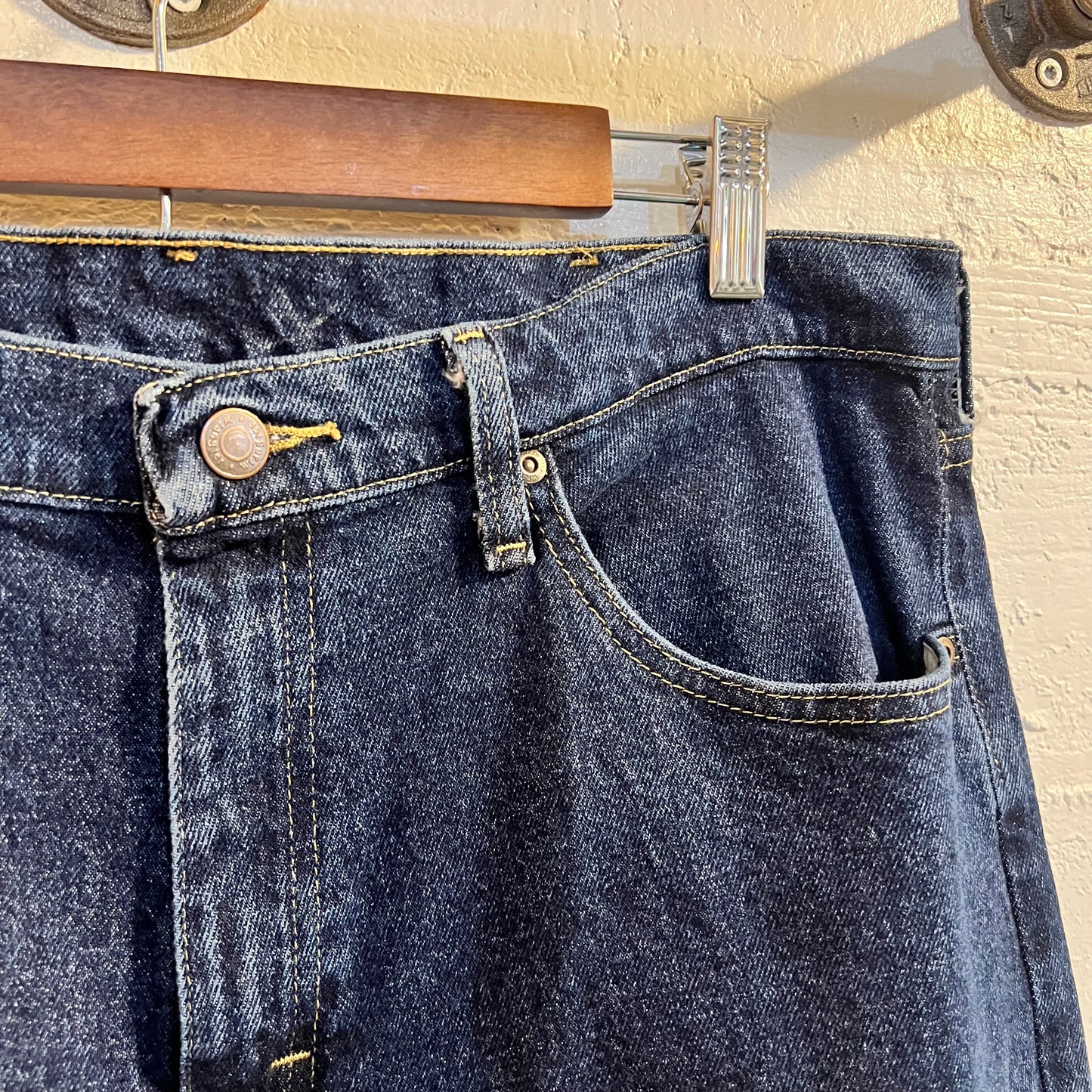 Vintage Wrangler Relaxed Fit Baggy Denim Shorts - Size 34 - Dark Wash