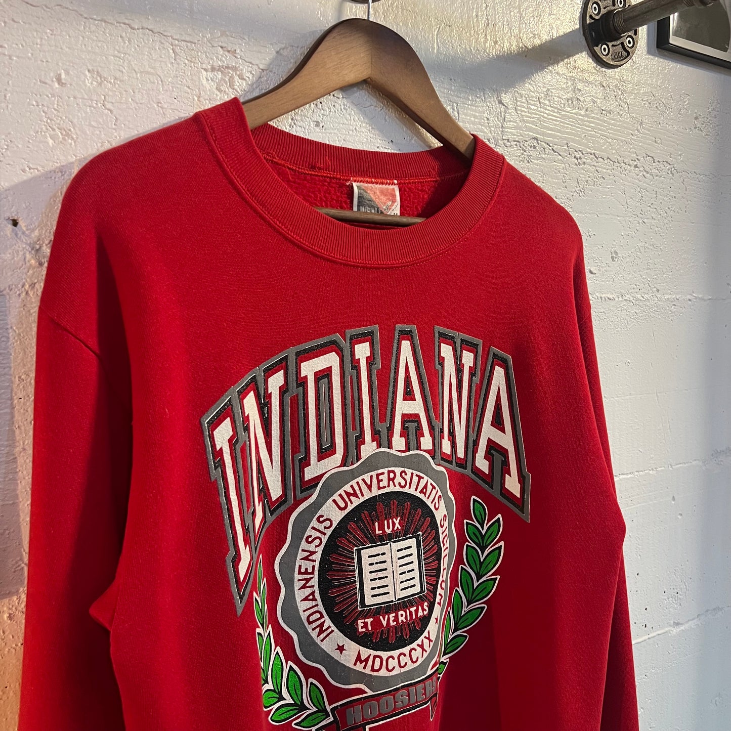 Vintage 80's University of Indiana Hoosiers 'Crest' Crewneck Sweatshirt - Size Medium - Made In USA - Red/Multi