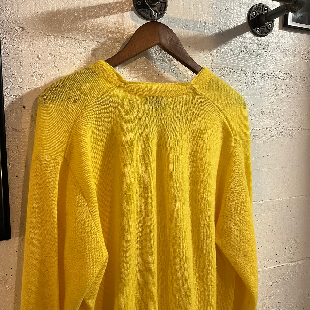 True Vintage 1960's Pickering By Kimberton Union Made Knit Cardigan Sweater - Size Large - Union Made In USA - Yellow