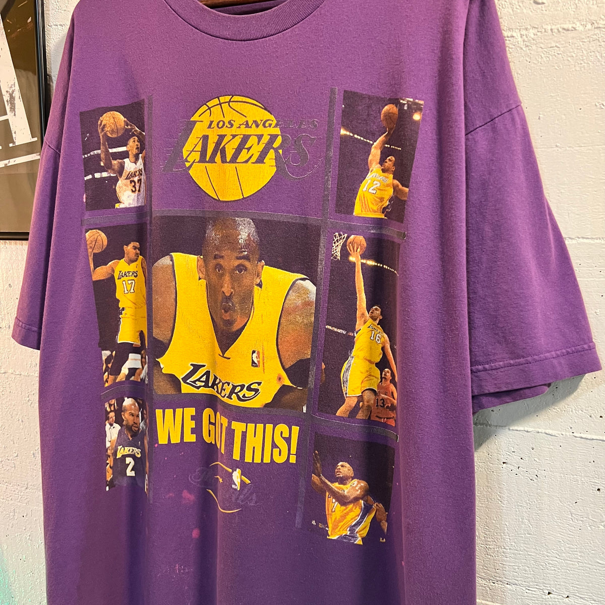 Vintage 2000's Kobe Bryant Los Angeles Lakers '2010' NBA Finals Rap Style T-Shirt - Size XXL - Purple/Gold