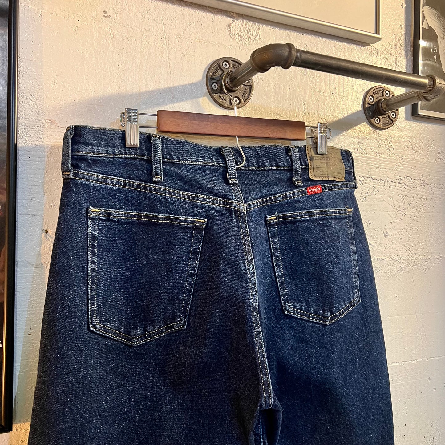 Vintage Wrangler Relaxed Fit Baggy Denim Shorts - Size 34 - Dark Wash