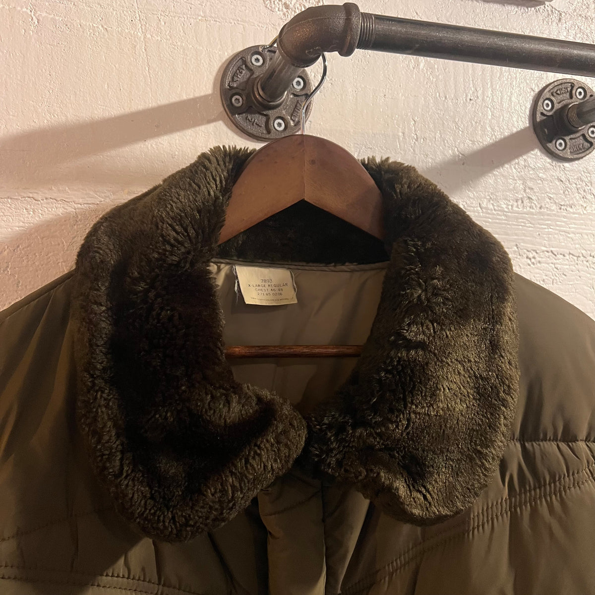 Vintage 1970's Walls Blizzard Pruf Faux Fur Collar Down Jacket - Size XL - Brown - Made In USA