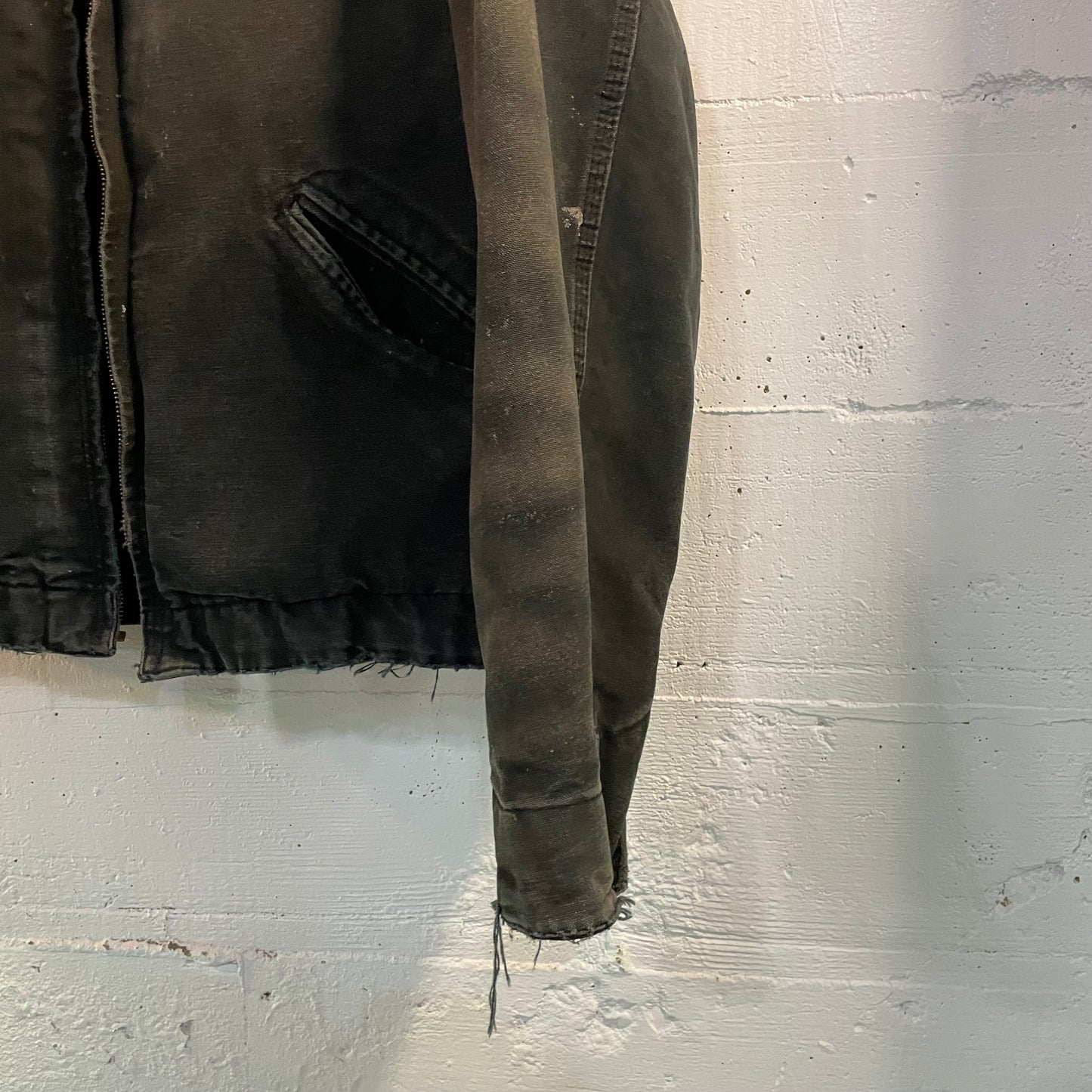 Vintage 2000's Distressed Embroidered Carhartt Detroit Blanket Lined Jacket - Size Large - Black - J01-BLK