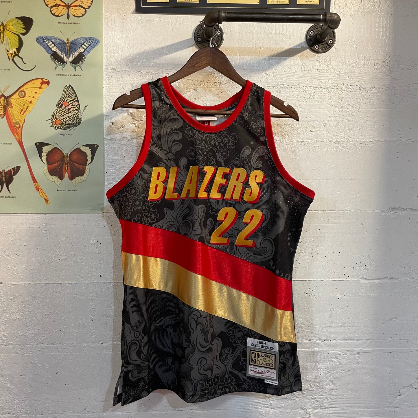 Portland Trailblazers Clyde Drexler Mitchell & Ness Black Hardwood Classics 1991-92 Lunar New Year Swingman Jersey Size M/L