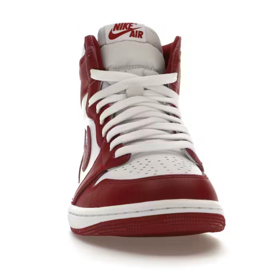 *New* Nike x Air Jordan 1 Retro High OG - Size 10.5M/12W - White/Team-Red - DZ5485-160