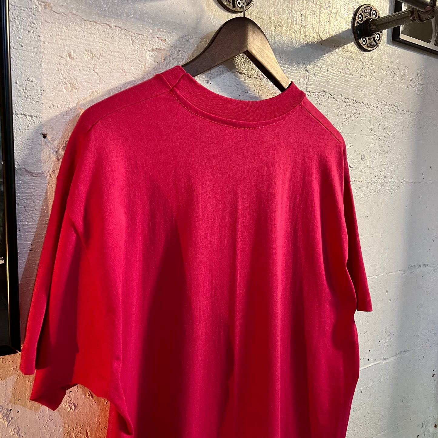 Vintage 90's Astoria, Oregon Column Single Stitch T-Shirt - Size XL - Made In USA - Pink Fushcia