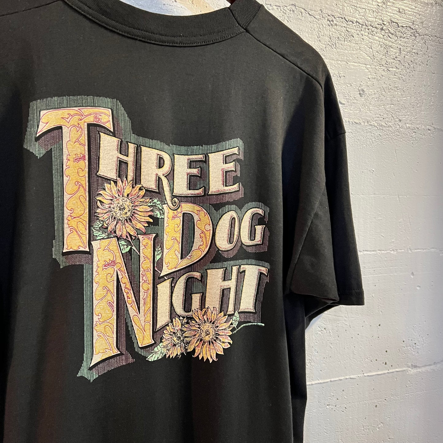 Vintage 90’s Three Dog Night ‘Seven Separate Fools’ Band T-Shirt - Size XL - Black/Multicolor