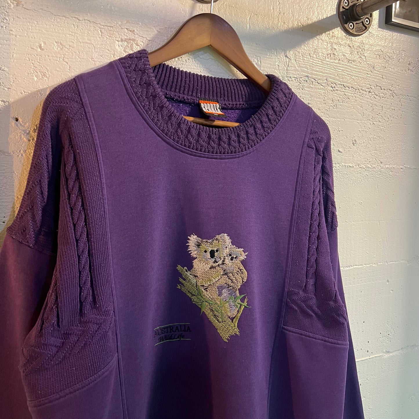 Vintage Embroidered Australia Wildlife Half Knitted/ Half Crewneck Sweatshirt - Size XL - Made In Australia - Purple