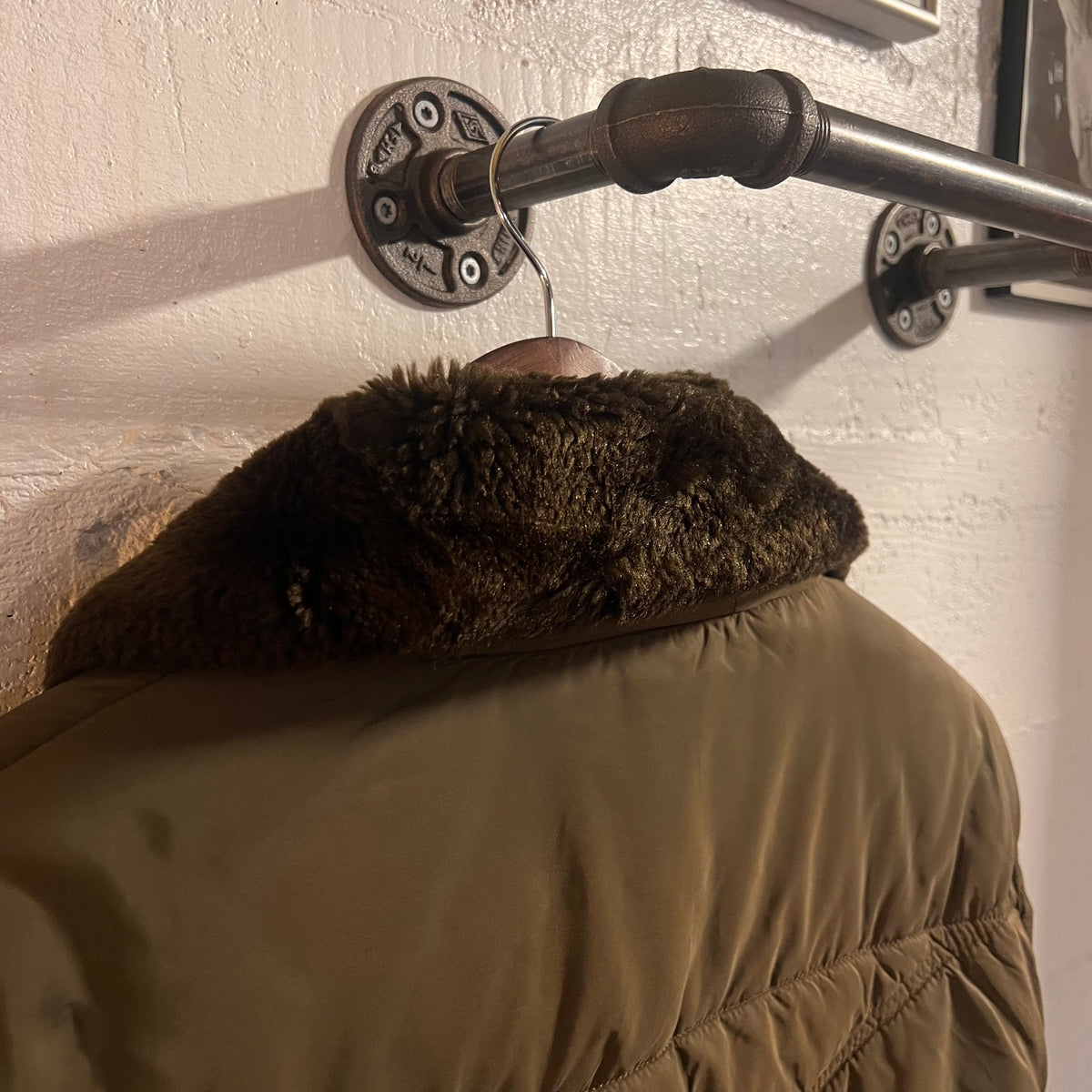Vintage 1970's Walls Blizzard Pruf Faux Fur Collar Down Jacket - Size XL - Brown - Made In USA
