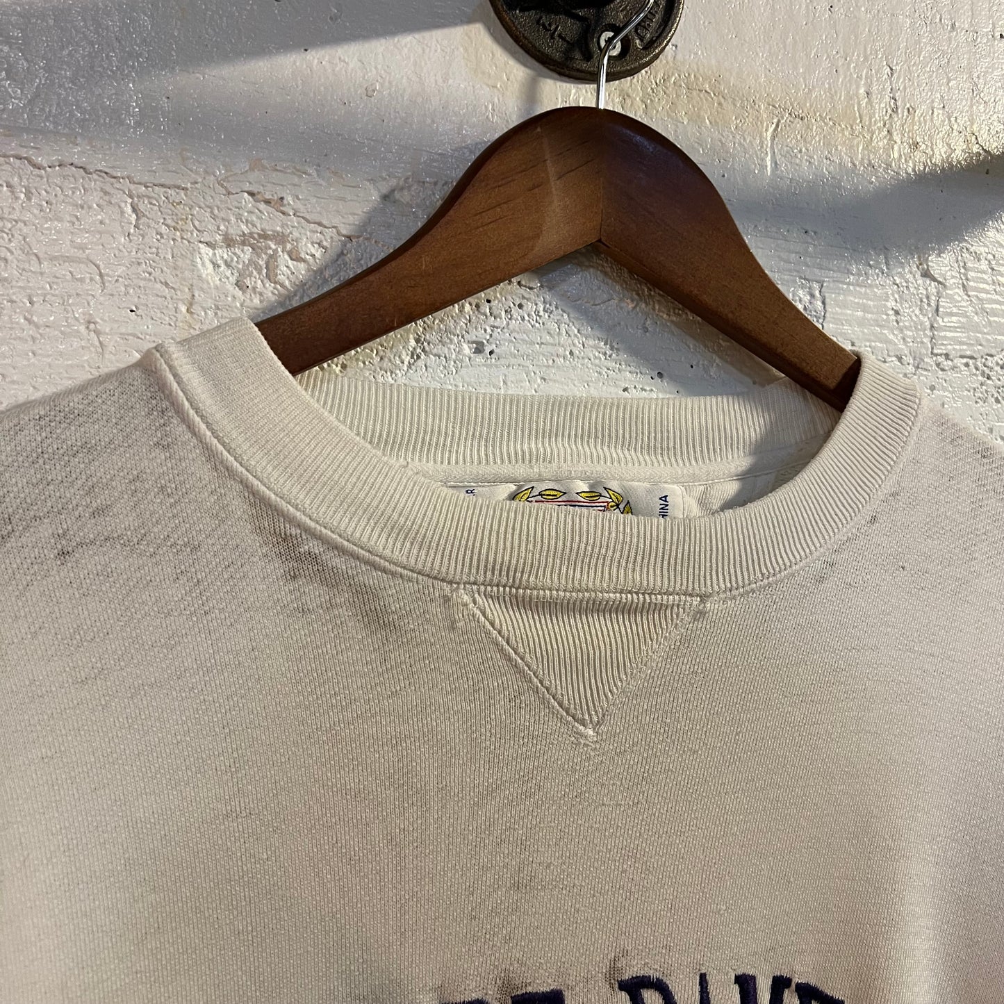 Vintage 90's Distressed Notre Dame Fighting Irish Logo 7 Embroidered Crewneck Sweatshirt - Size Large - Made In USA
