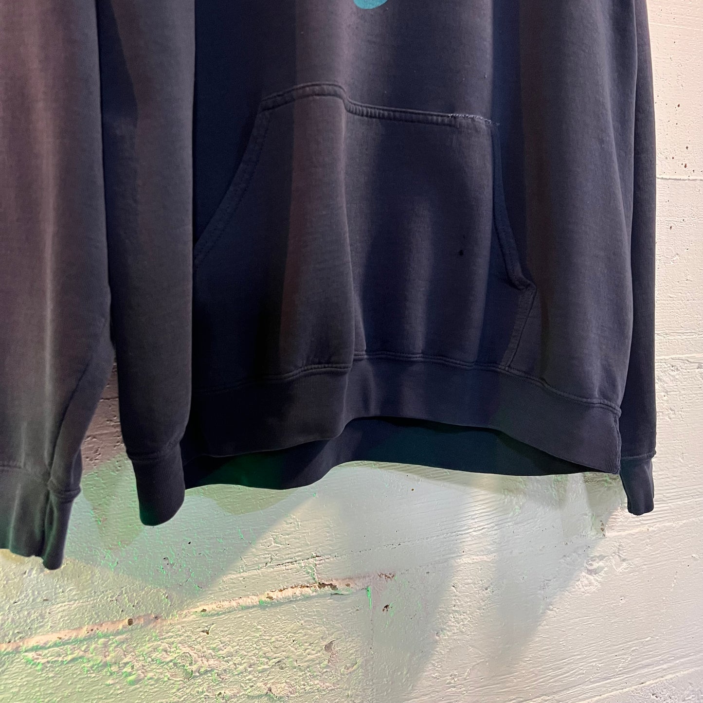 Vintage 90's Distressed Native Totem Art Pullover Hoodie - Size XL - Faded Navy