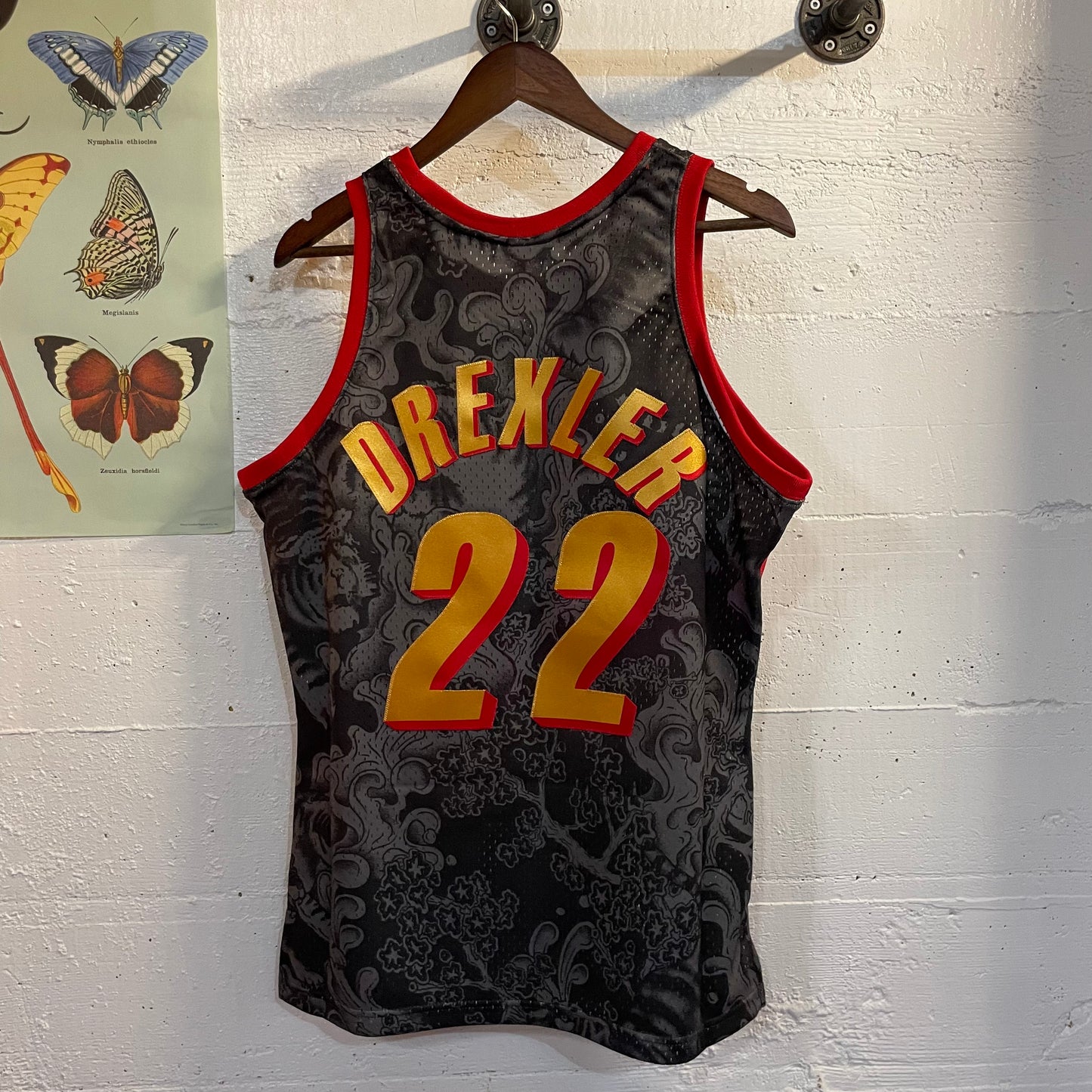 Portland Trailblazers Clyde Drexler Mitchell & Ness Black Hardwood Classics 1991-92 Lunar New Year Swingman Jersey Size M/L