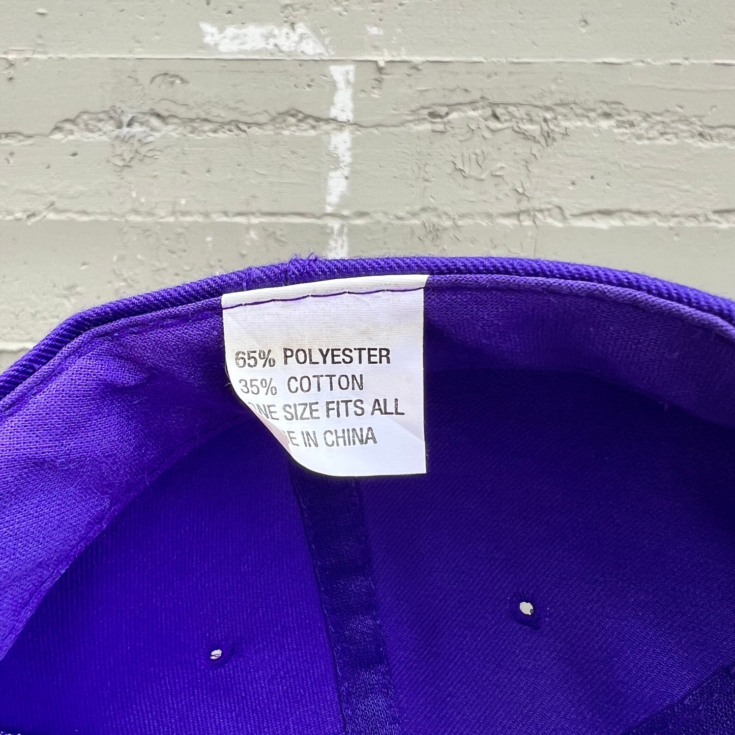 Vintage Embroidered Milano, Italia Snap Back Hat - One Size Fits All - Purple/Multi