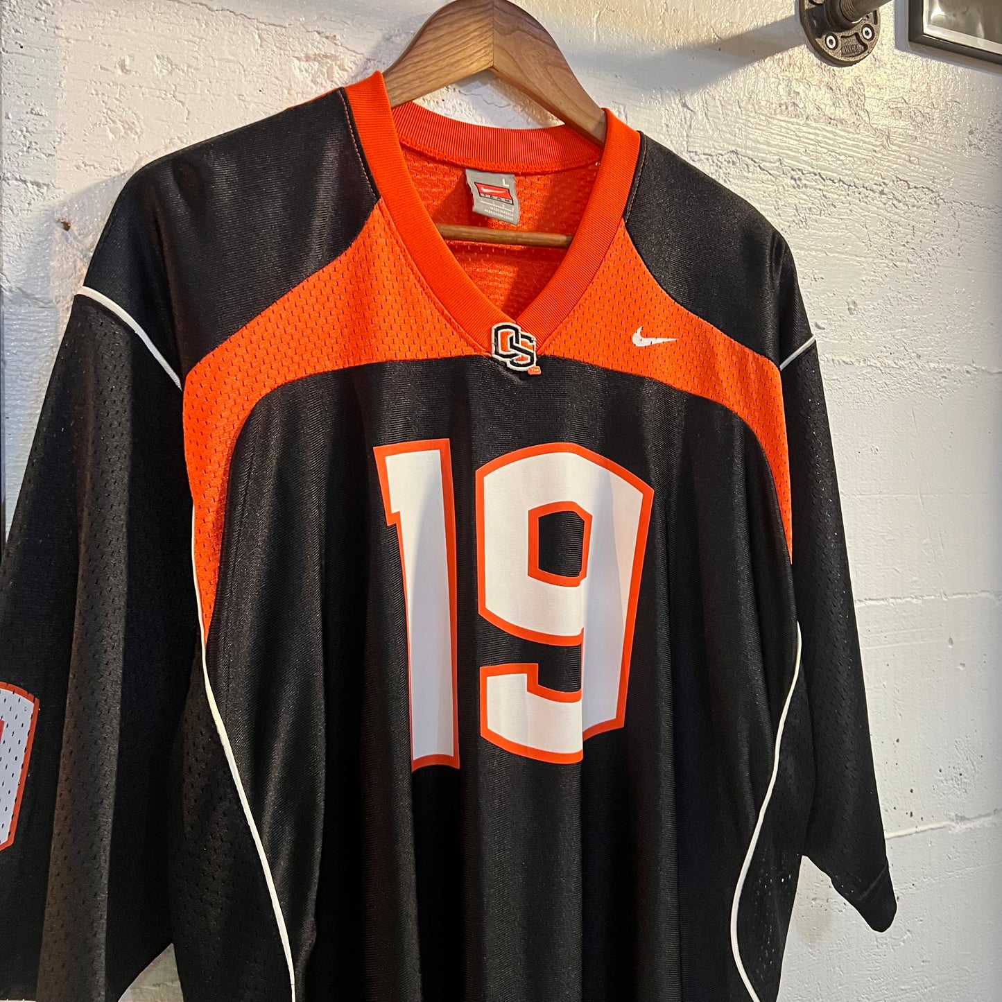 Vintage Y2K Nike Oregon State University ‘#19’ Mesh Football Jersey - Size Large - Black/Orange/White