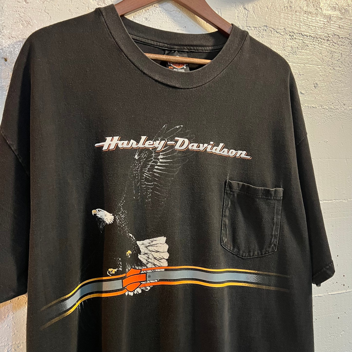 Vintage 90's Harley Davidson Danbury, Connecticut 'Eagle' Pocket T-Shirt - Size 2XL - Made In USA - Black/Multicolor