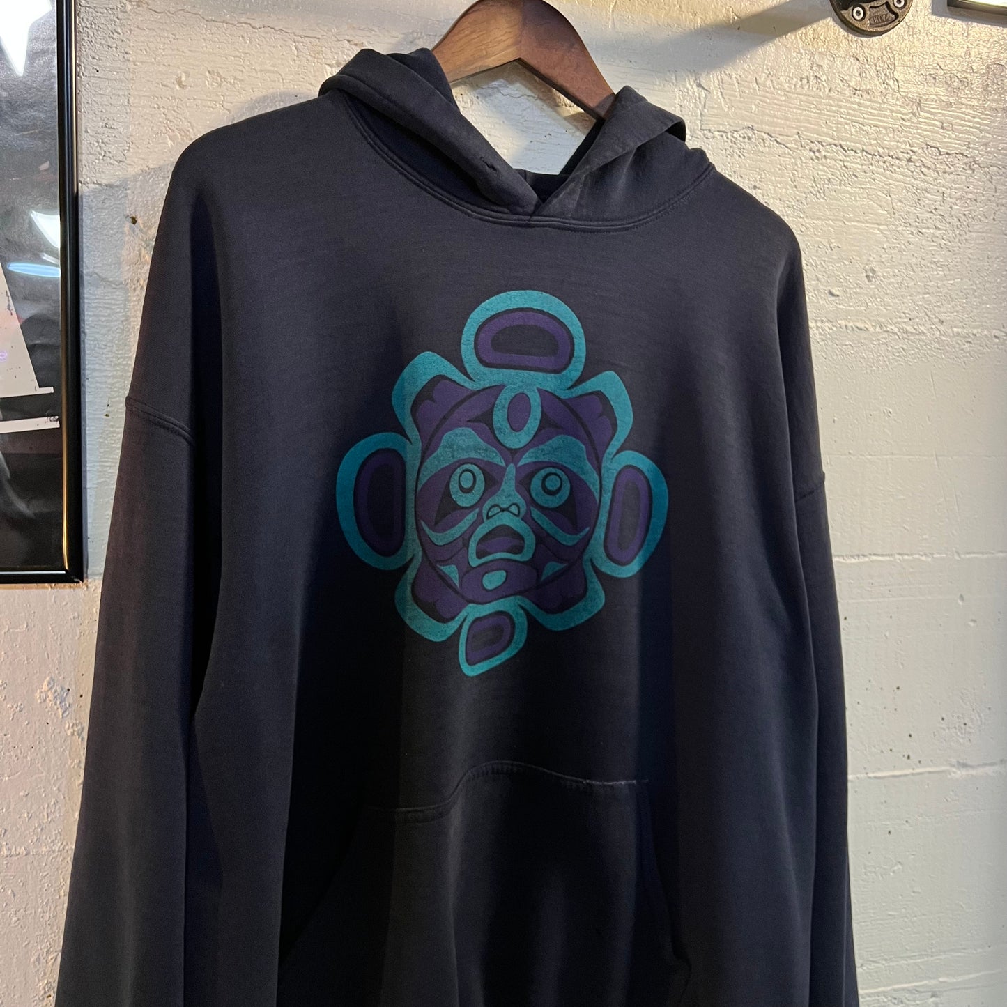 Vintage 90's Distressed Native Totem Art Pullover Hoodie - Size XL - Faded Navy