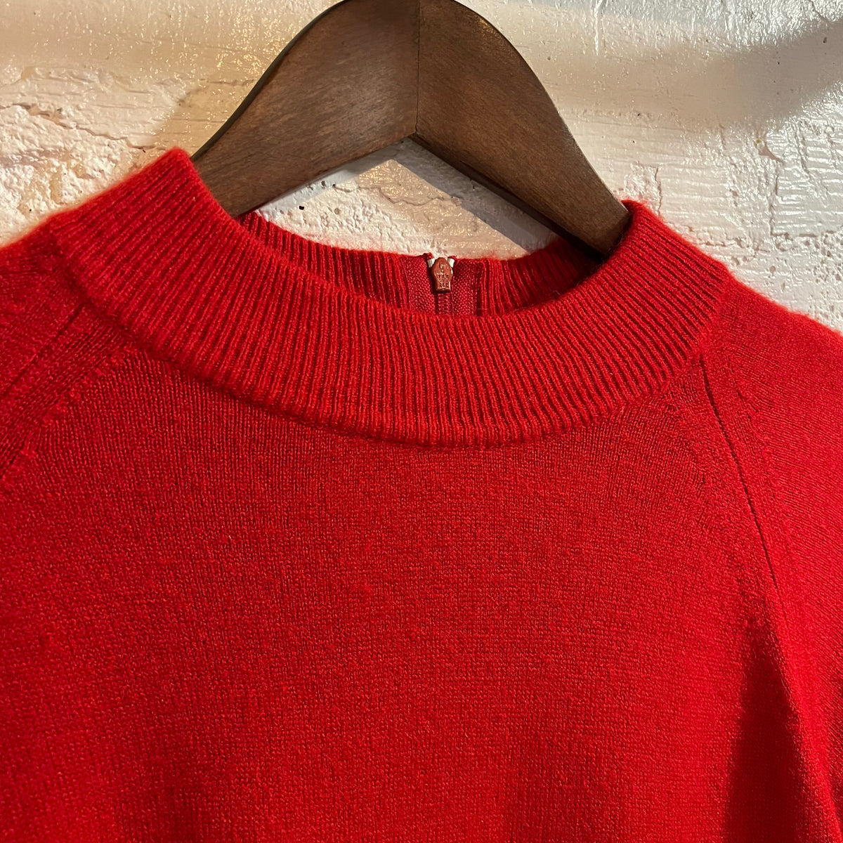 Vintage 80’s/90’s Duvet Raglan Sleeve Knitted Sweater - Size Small - Made In USA - Red