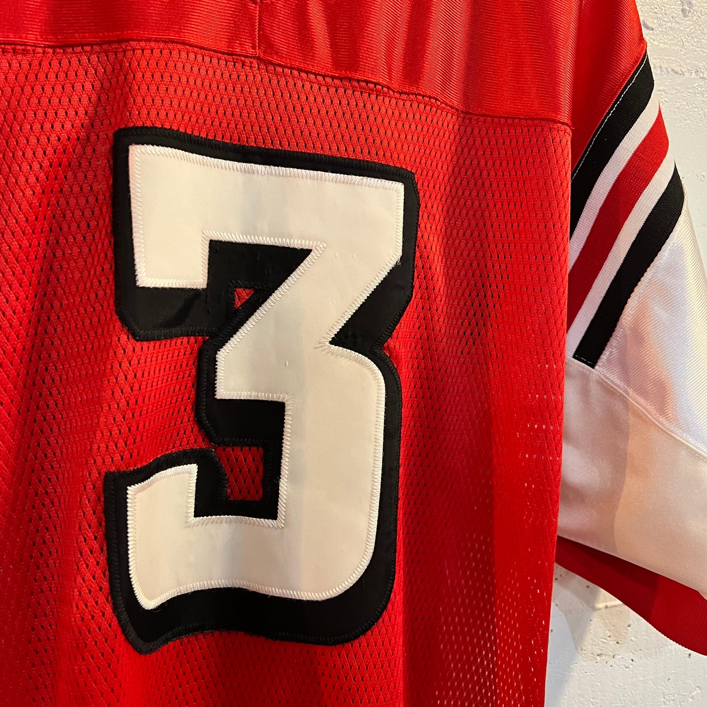 Vintage Outkast Clothing Andre 3000 Mesh Football Jersey - Size XL - Red/White