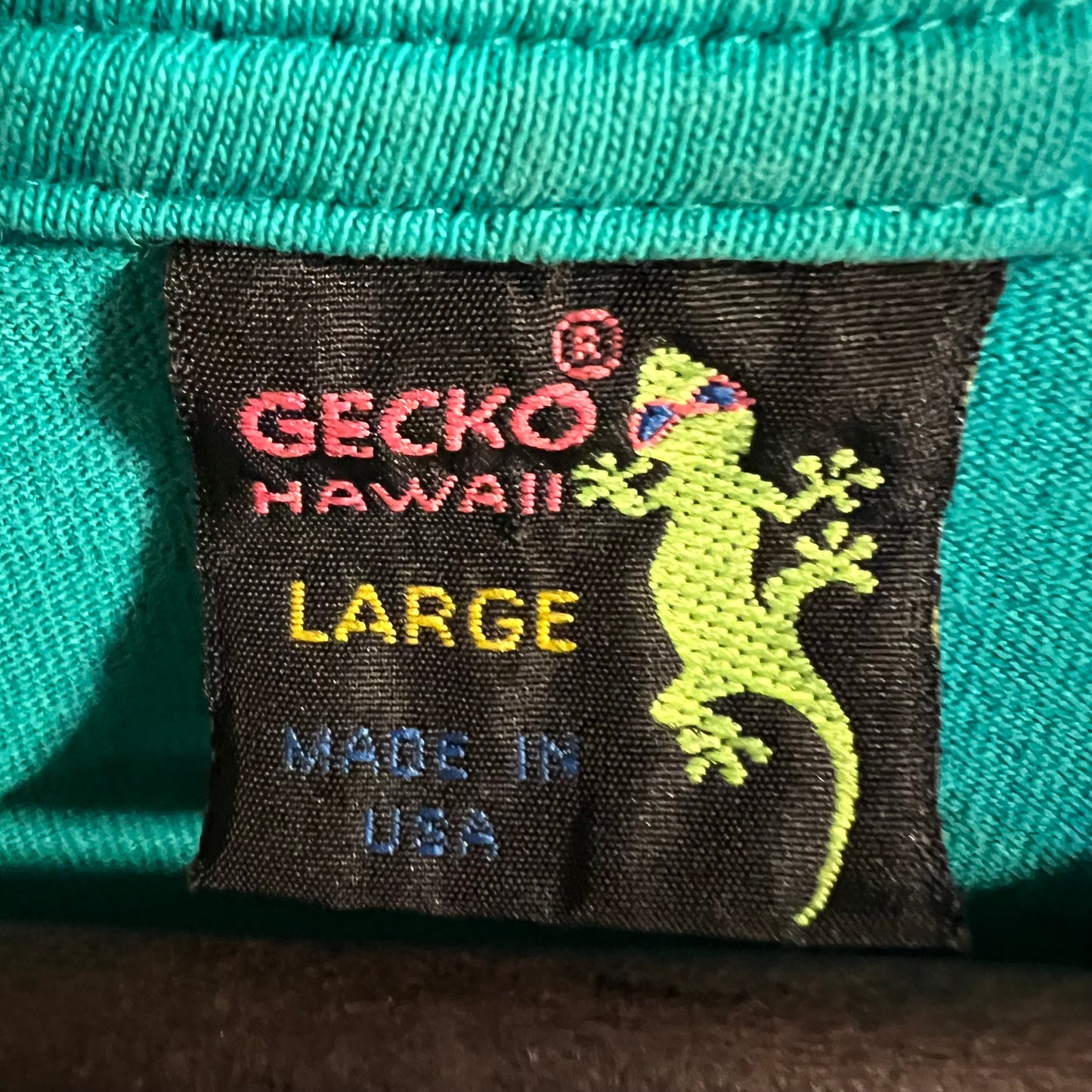 Vintage 90's Gecko Hawaii Wraparound Print Graphic T-Shirt - Size Large - Made In USA