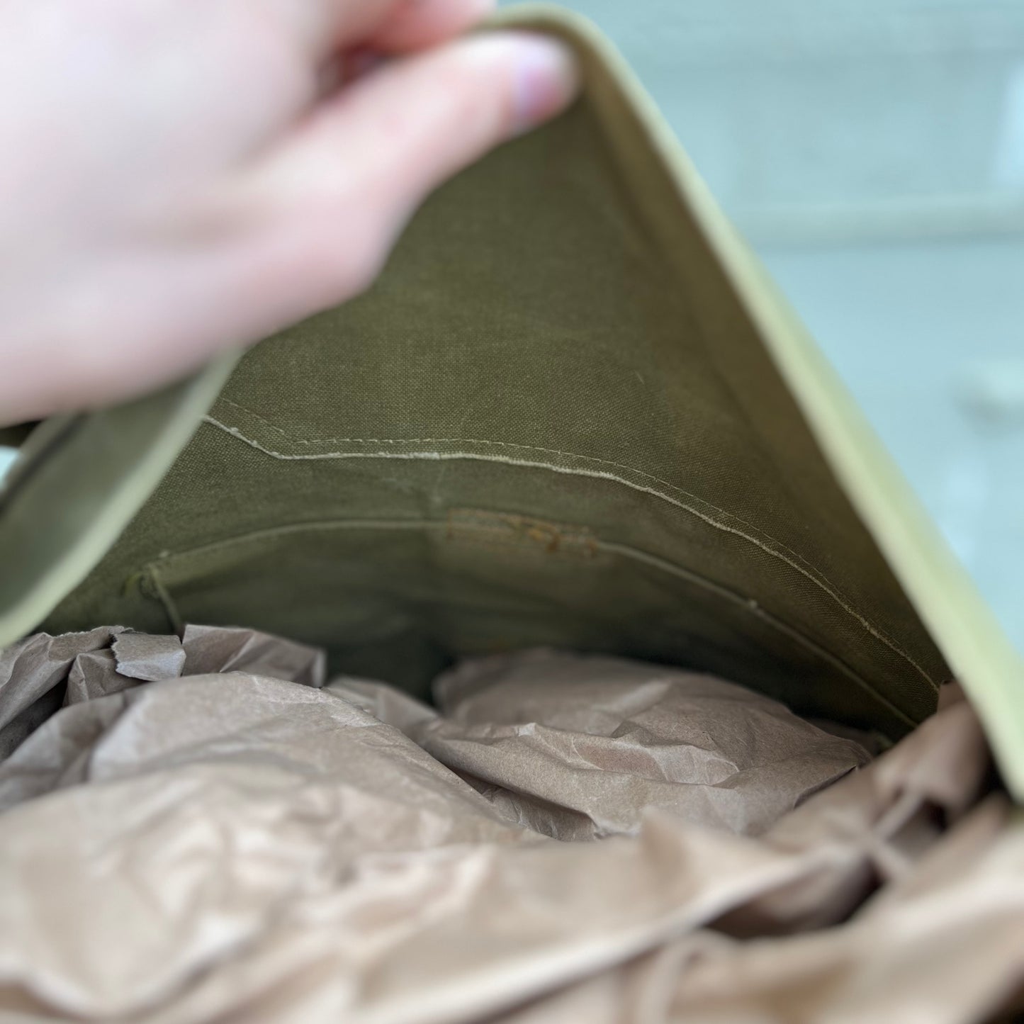 Vintage U.S. Army WW2 Service Gas Mask (M2A1) Canvas Carrying Bag - O/S - Made In USA - Olive/Khaki