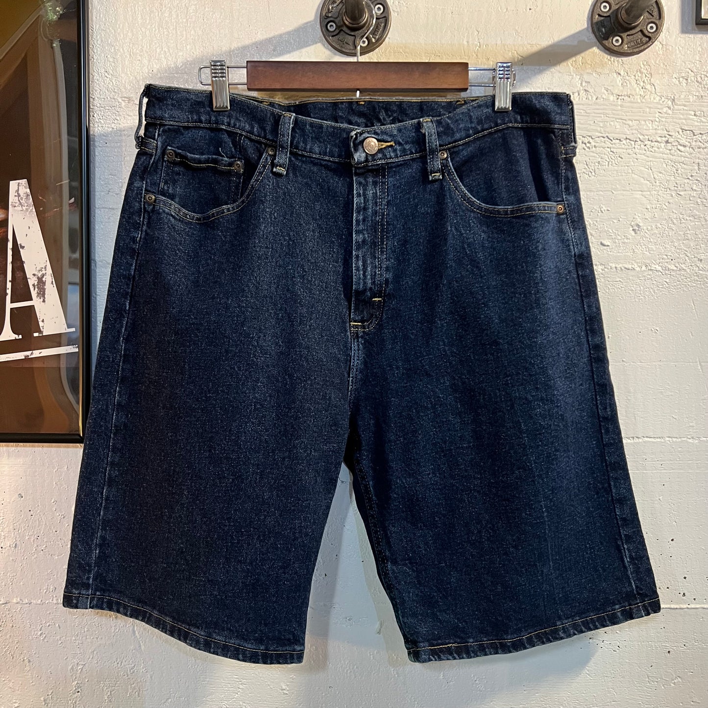 Vintage Wrangler Relaxed Fit Baggy Denim Shorts - Size 34 - Dark Wash