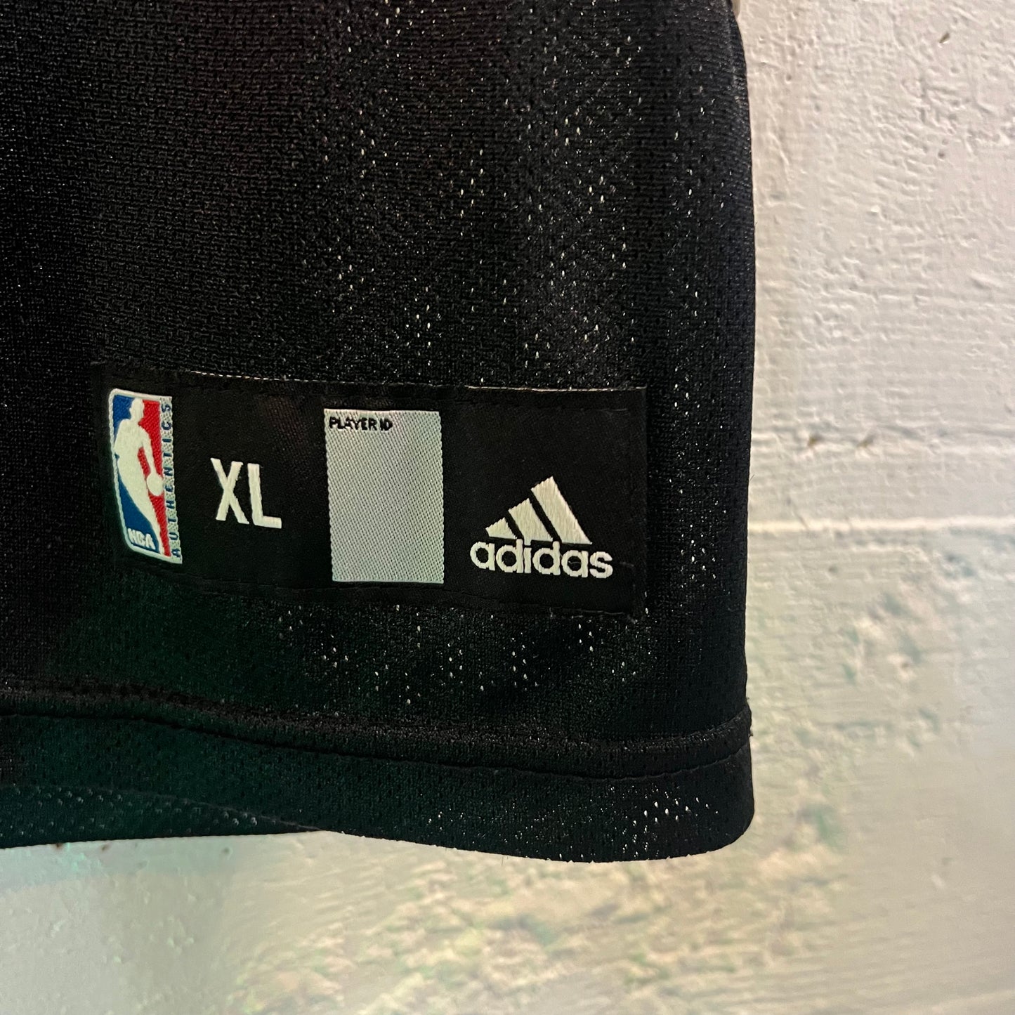 2000’s Adidas Portland Trailblazers ‘Fernandez #5’ Mesh Basketball Jersey - Size Youth XL - Black/Red/White