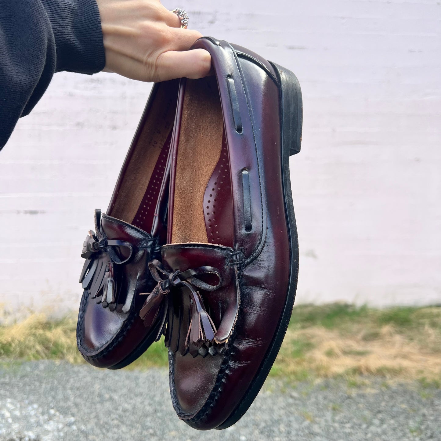 Vintage Cole Haan Genuine Hand Sewn Leather Tassel Loafers - Size 10M/11W - Made In USA