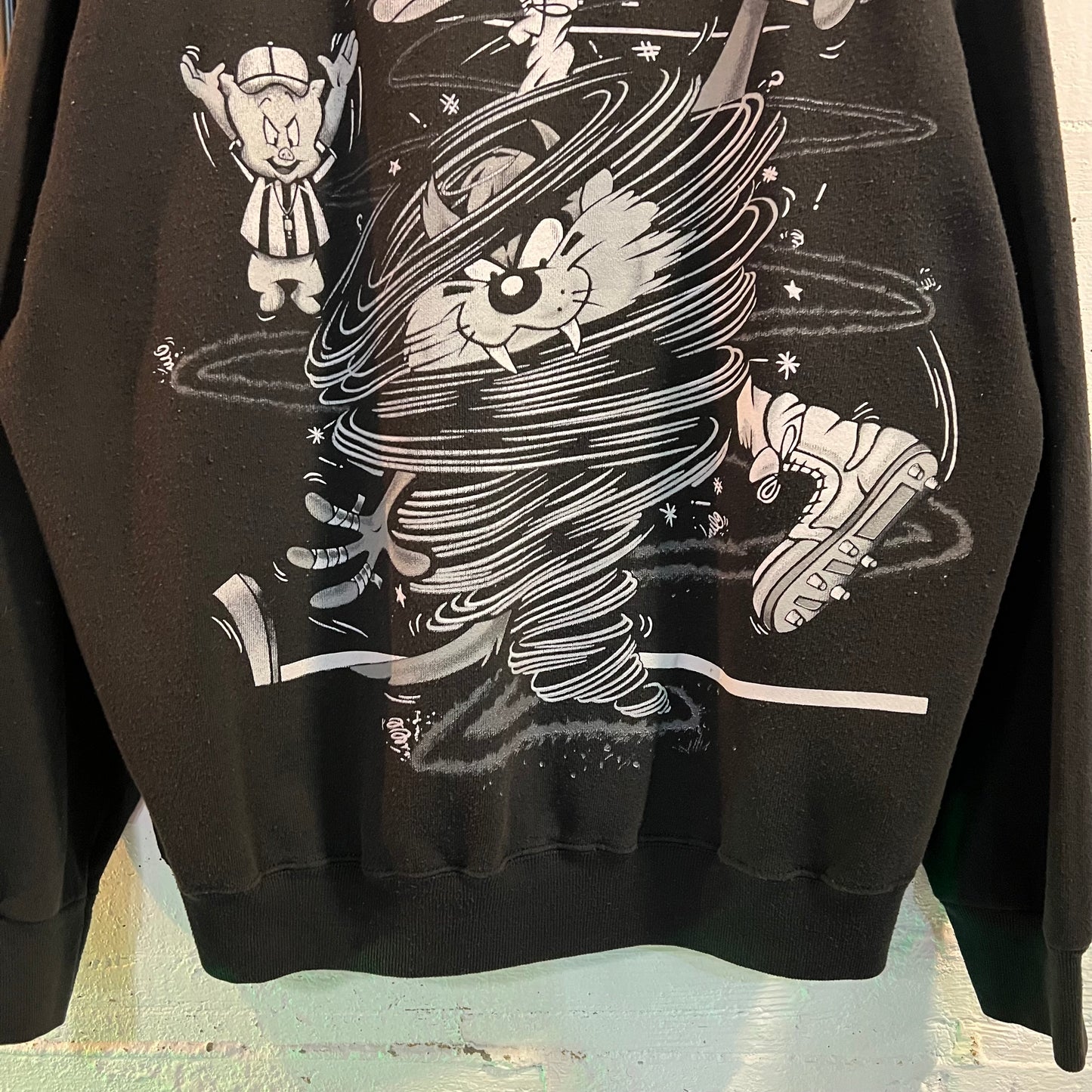 Vintage 90's Dallas Cowboys x Looney Tunes 'Taz' Crewneck Sweatshirt - Size XL - Made In USA - Tultex