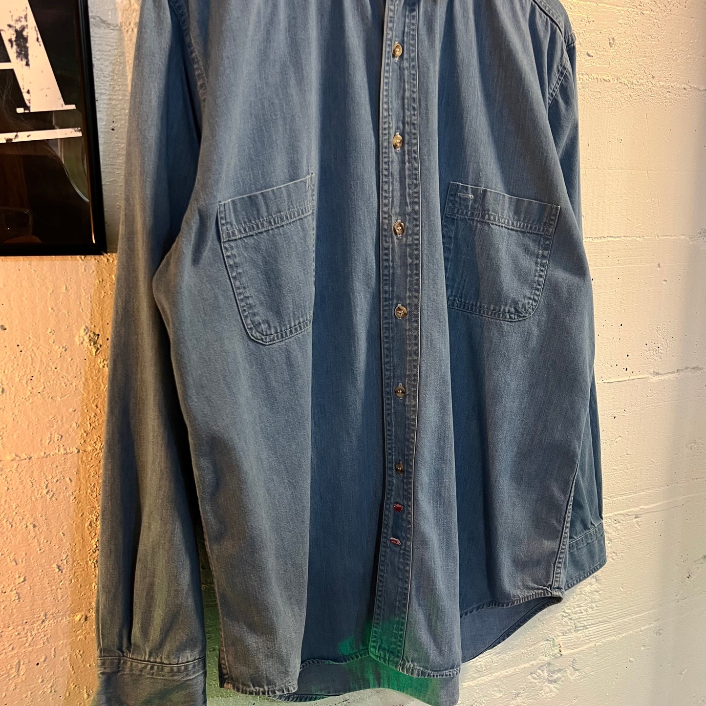 Vintage 90’s Marlboro Denim Button Up Long Sleeve Shirt - Size Large - Made In USA - Light Wash