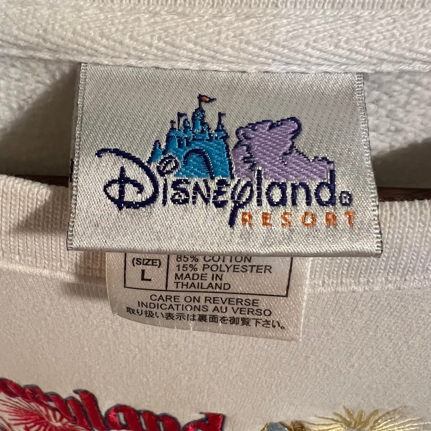 Vintage 2000's Disneyland Embroidered Crewneck Sweatshirt - Size Large - White/Multi
