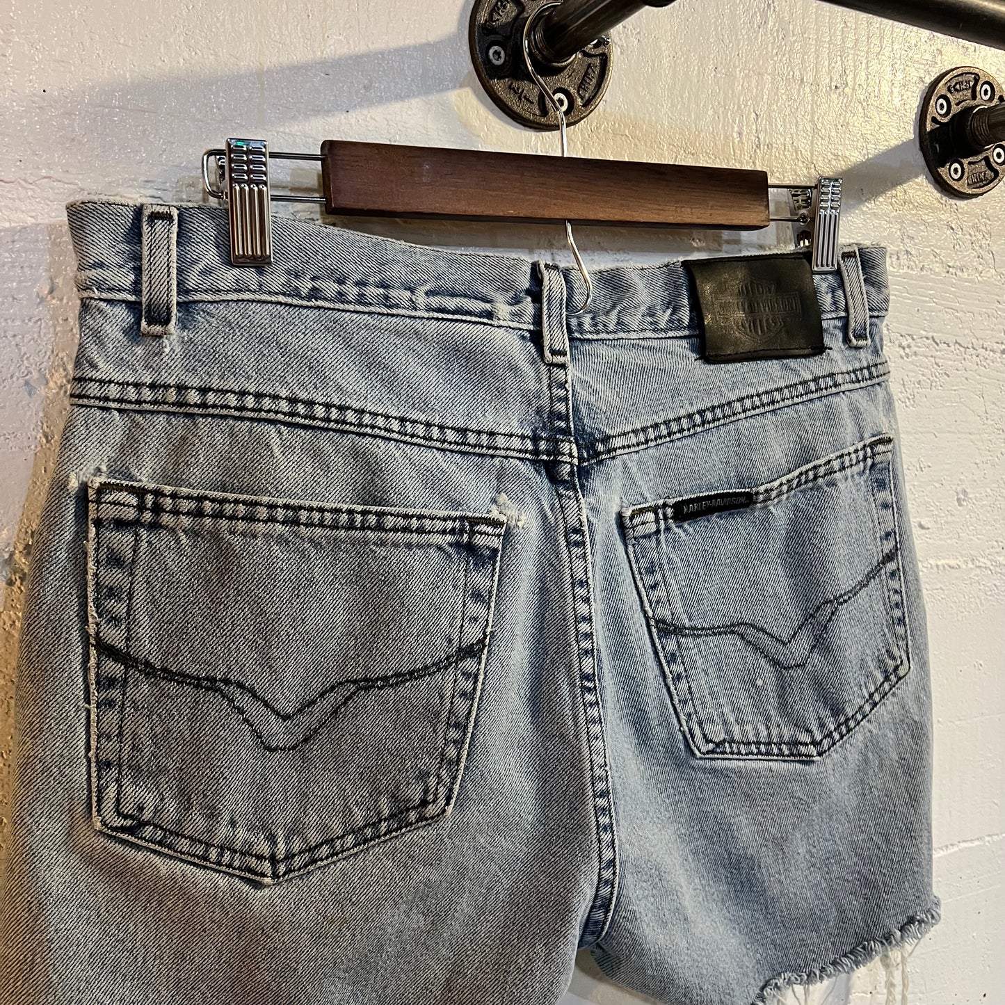 Vintage Harley Davidson Traditional Cut Off Denim Shorts - Size 33 - Light Wash