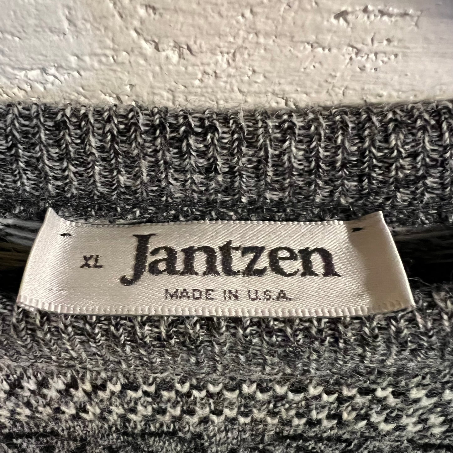 Vintage 80’s Jantzen Norwegian Knitted Sweater - Size XL - Made In USA - Grey/Black/White