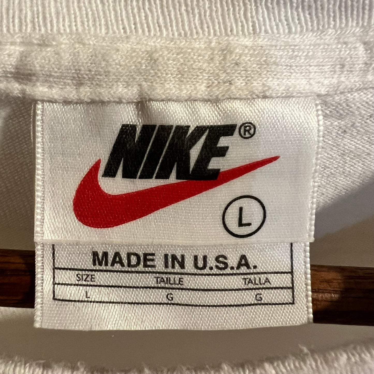 Vintage Nike Volunteer Portland Marathon Nike Town T-Shirt - Size Large - Made In USA - White/Blue/Sparkly Silver