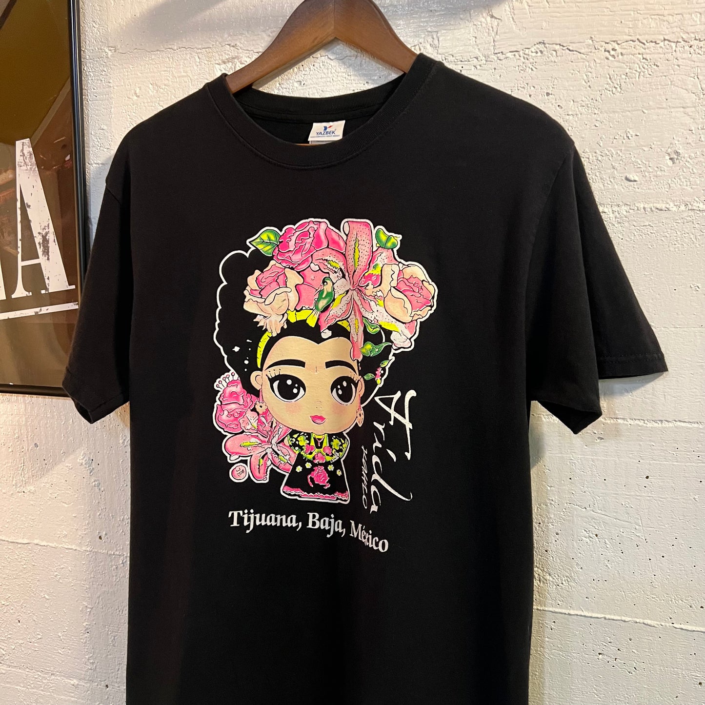 Vintage Y2K Frida Kahlo ‘Tijuana, Baja, Mexico’ T-Shirt - Size Medium - Black/Multi