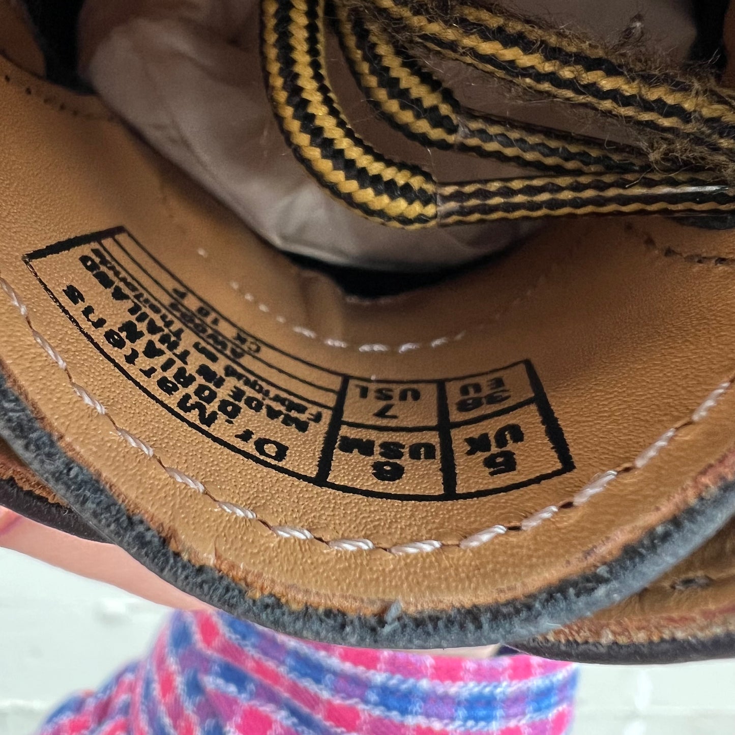 *Pre-Loved* Dr. Martens Dorian 3-Eye Lace Up Leather Oxford Shoe - Size 6M/7W - Black - AW004