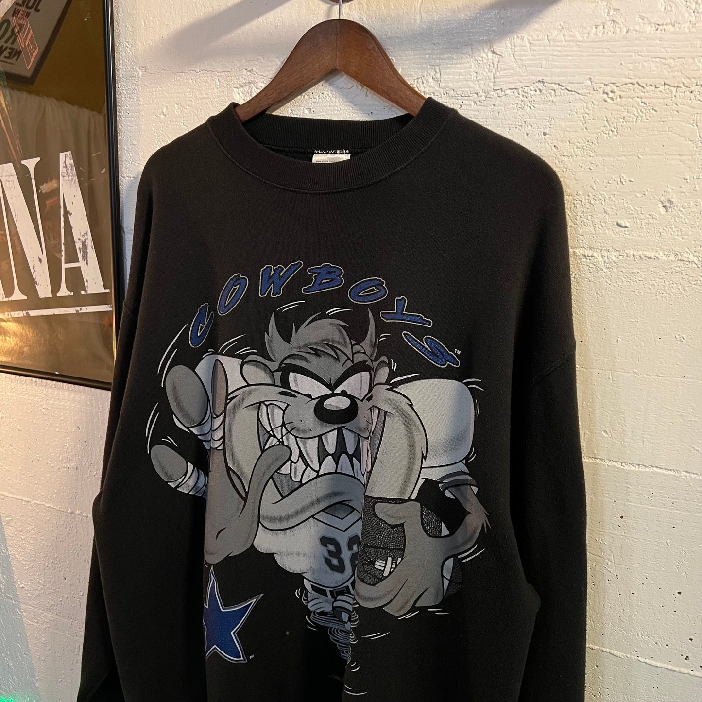 Vintage 90's Dallas Cowboys x Looney Tunes 'Taz' Crewneck Sweatshirt - Size XL - Made In USA - Tultex