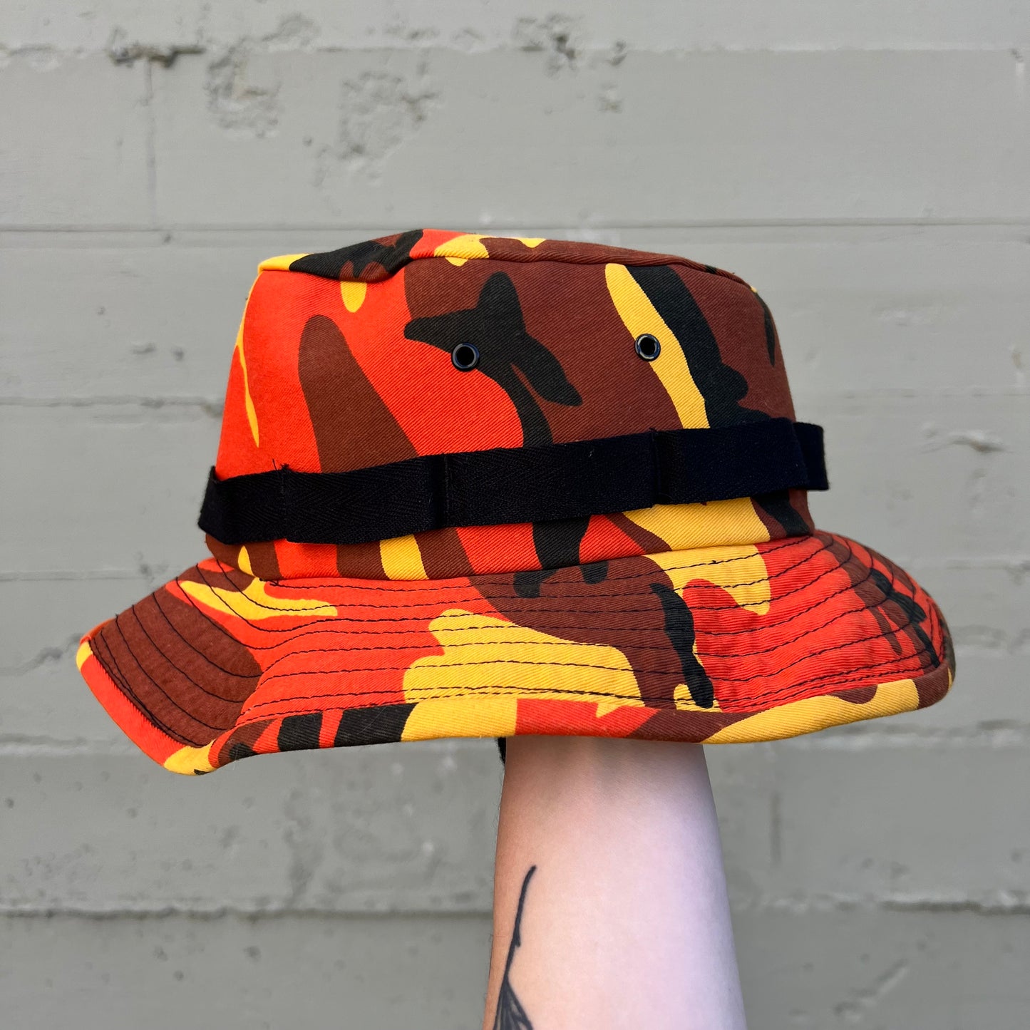 Y2K Blaze Orange Camo Mil-Type-J Jungle Boonie Hat - Size Large - Orange
