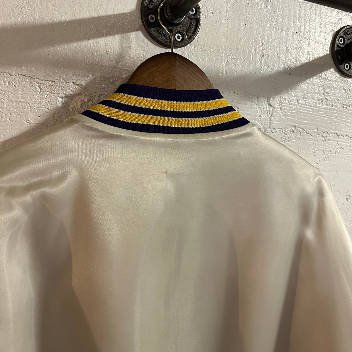 Vintage 90's Los Angeles Lakers Embroidered Swingster Satin Bomber Jacket - Size XL - Made In USA - White/Yellow/Purple