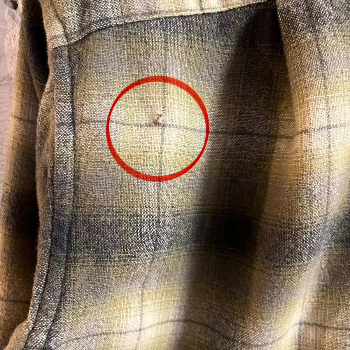 True Vintage 1950's Pendleton Wool Shadow Plaid Field Shirt - Size 16 (M/L) - Made In USA - Yellow/Gray - 100% Virgin Wool