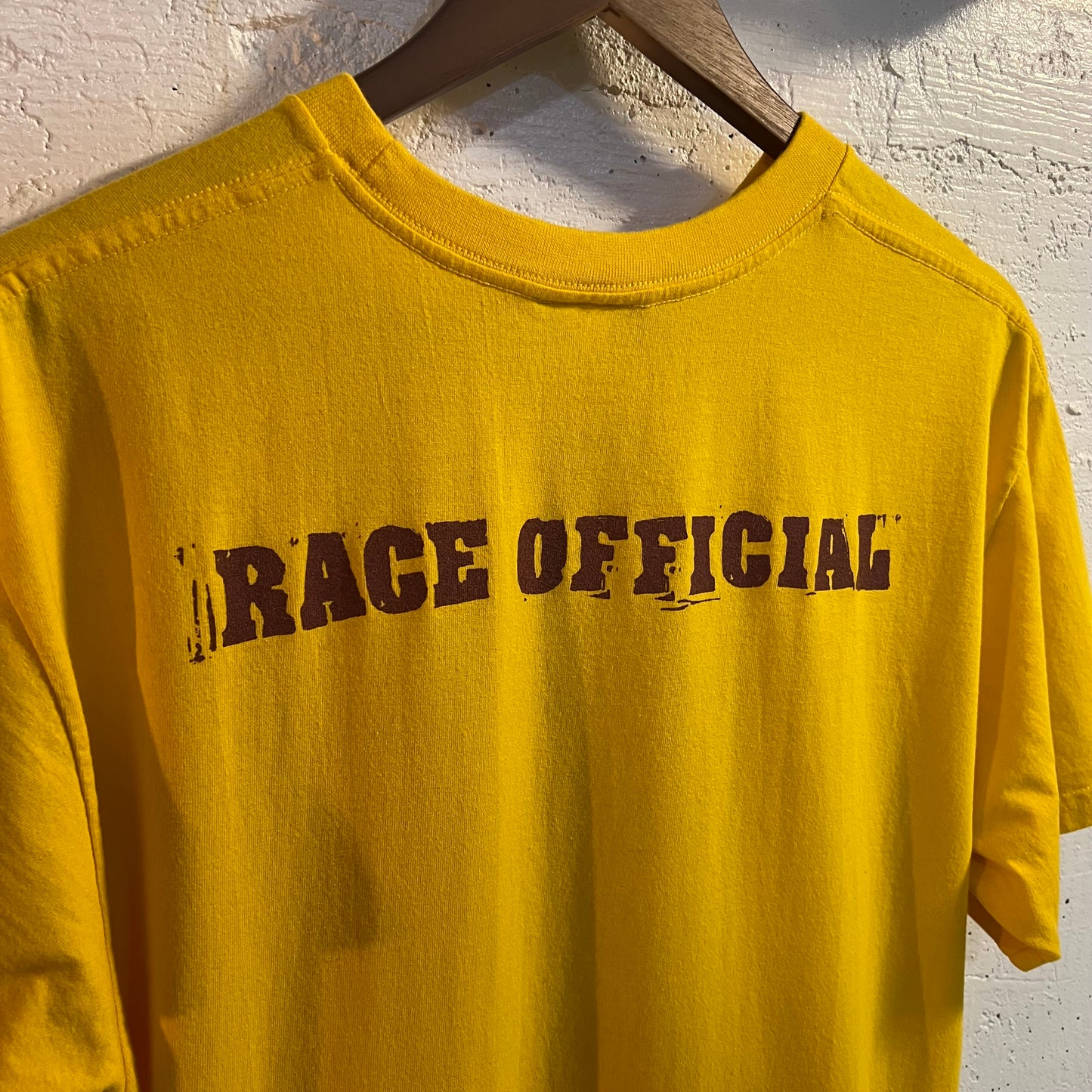 Vintage 2003 Nike Hood To Coast Relay 'Race Official T-Shirt - Size Medium - Silver Tag - Yellow