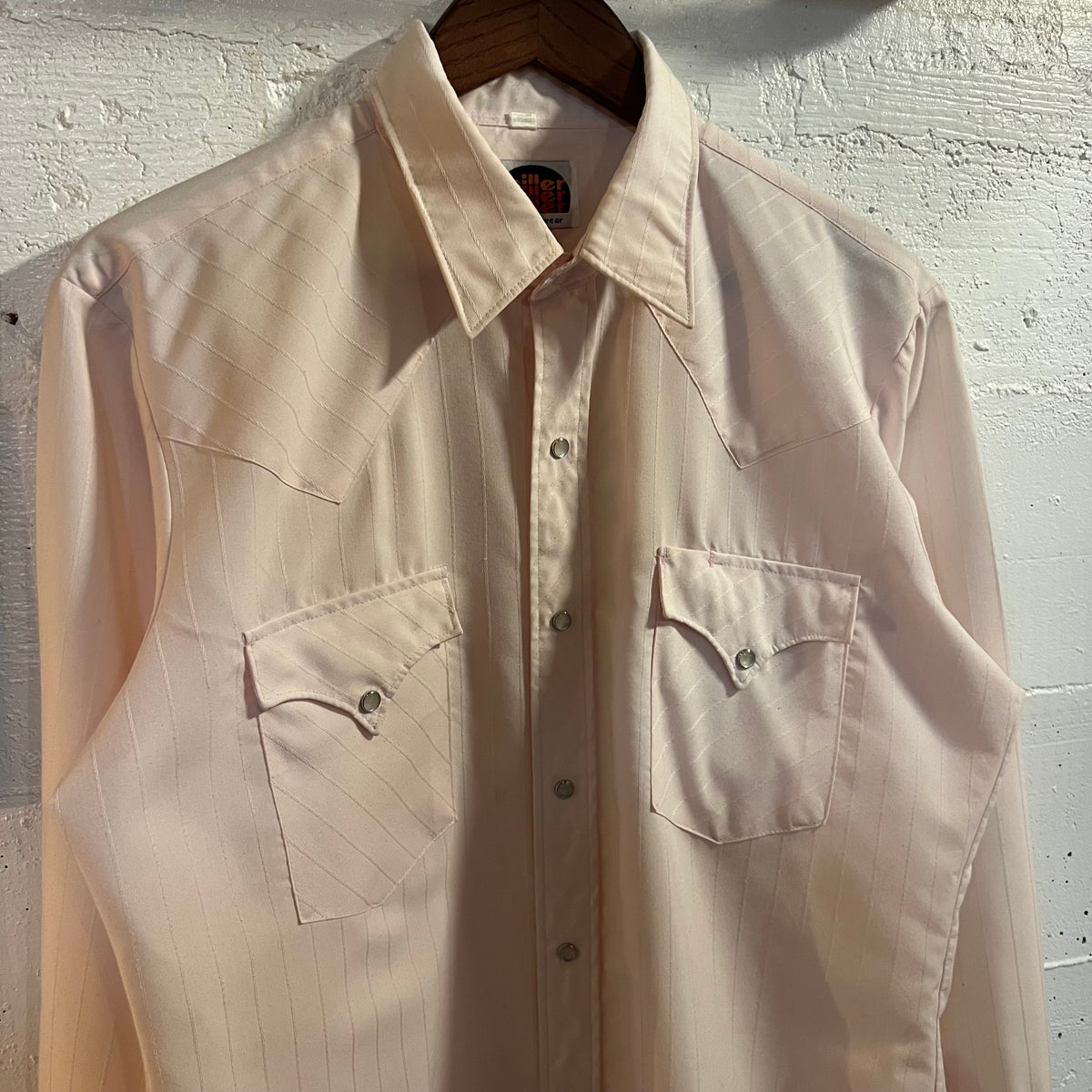 Vintage Miller Western Wear Pink Pearl Snap Western Shirt - Size Large (16-35) - Pink