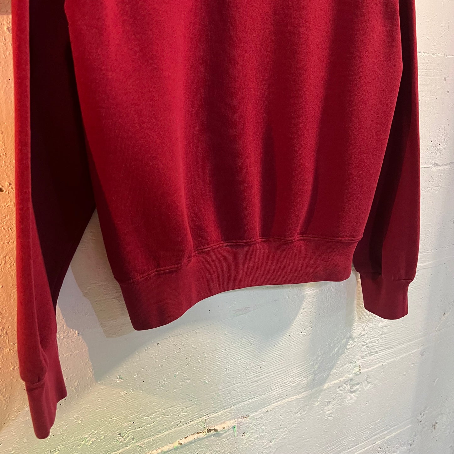 Vintage Embroidered Williamsburg Virginia Crewneck Sweatshirt - Size Small - Maroon