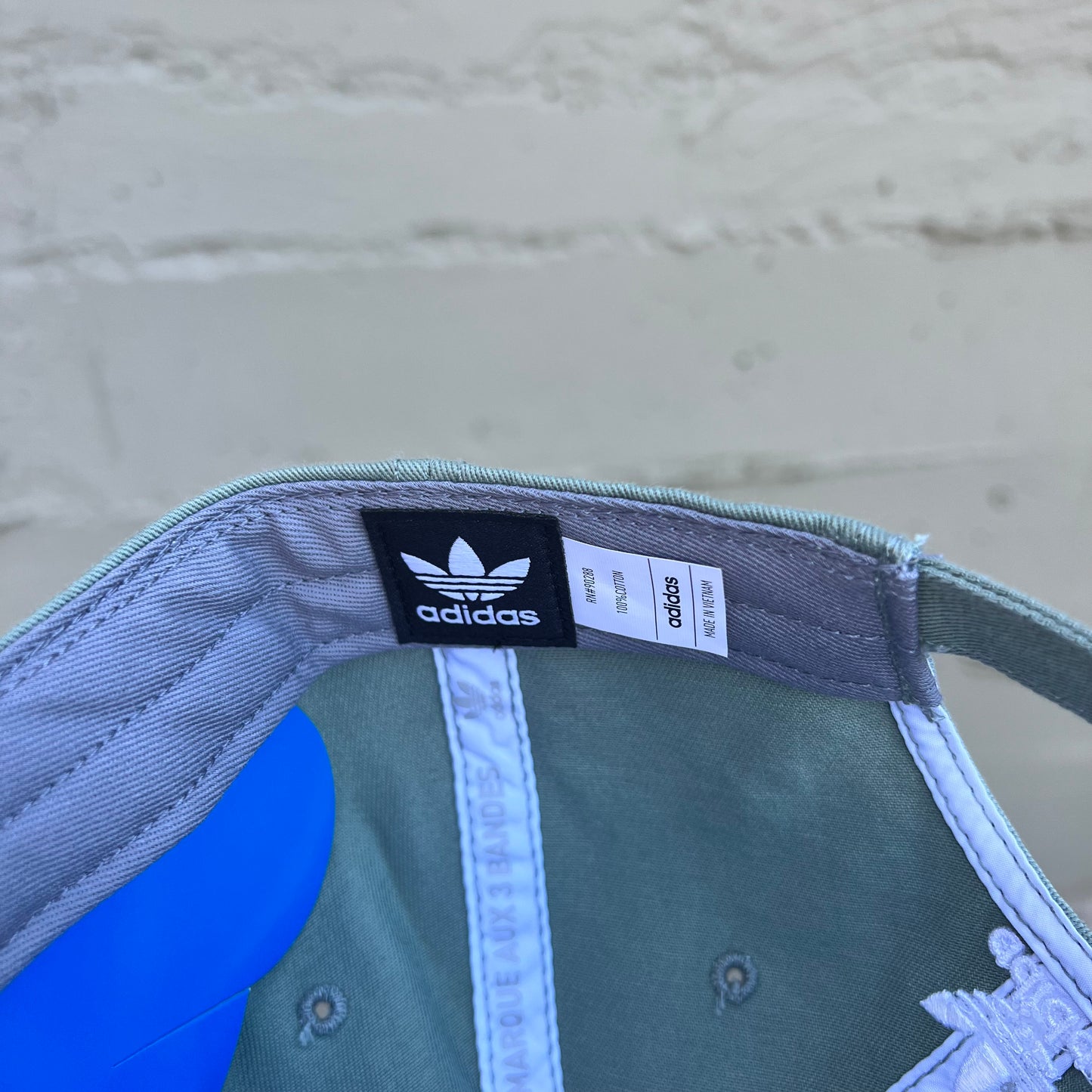 *New* Adidas Originals Relaxed Strapback Hat - O/S - Silver Green/White