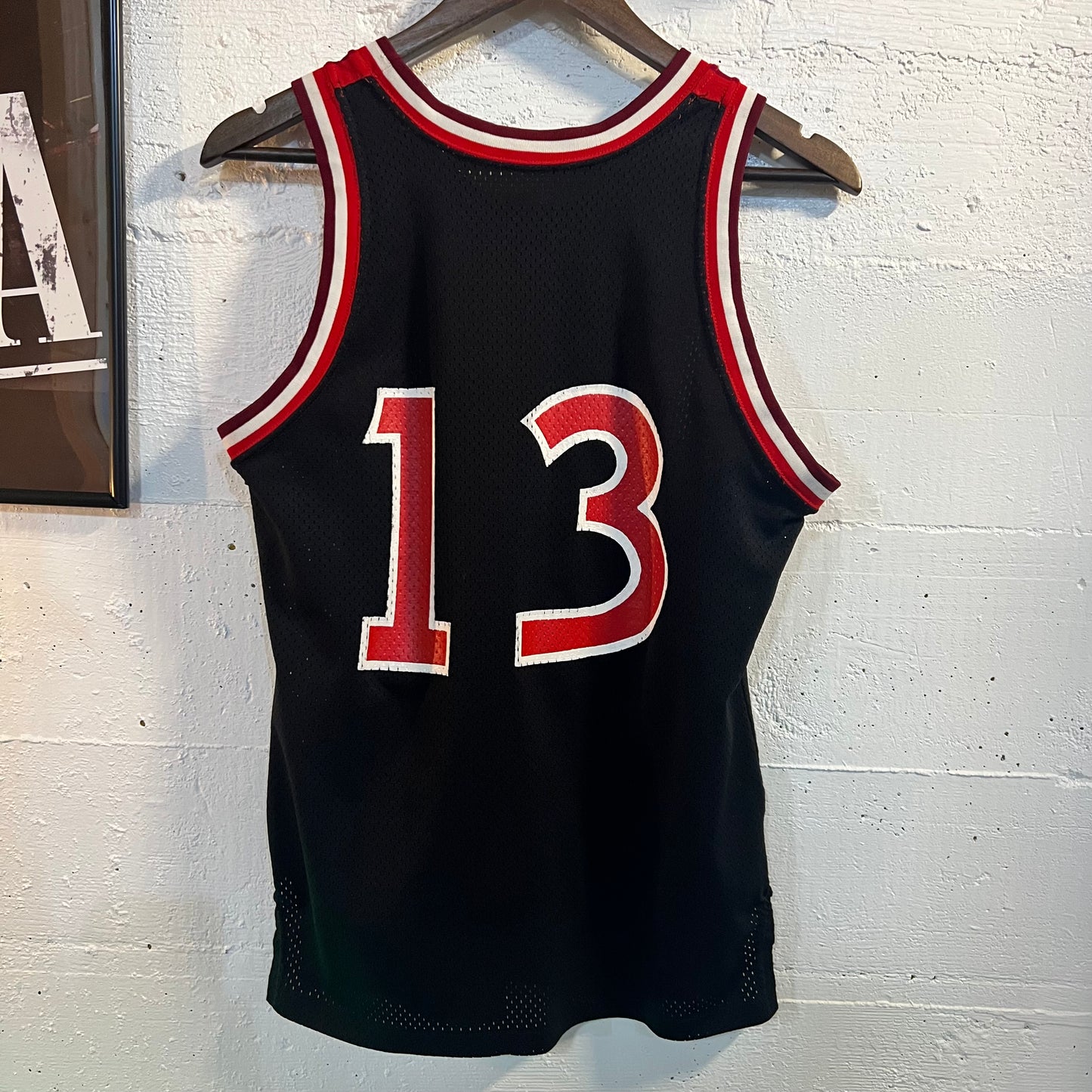 True Vintage 1970's Sand-knit 'Seaside Seagulls' Basketball Jersey - Size 38 (S) - Made In USARed/Black/White