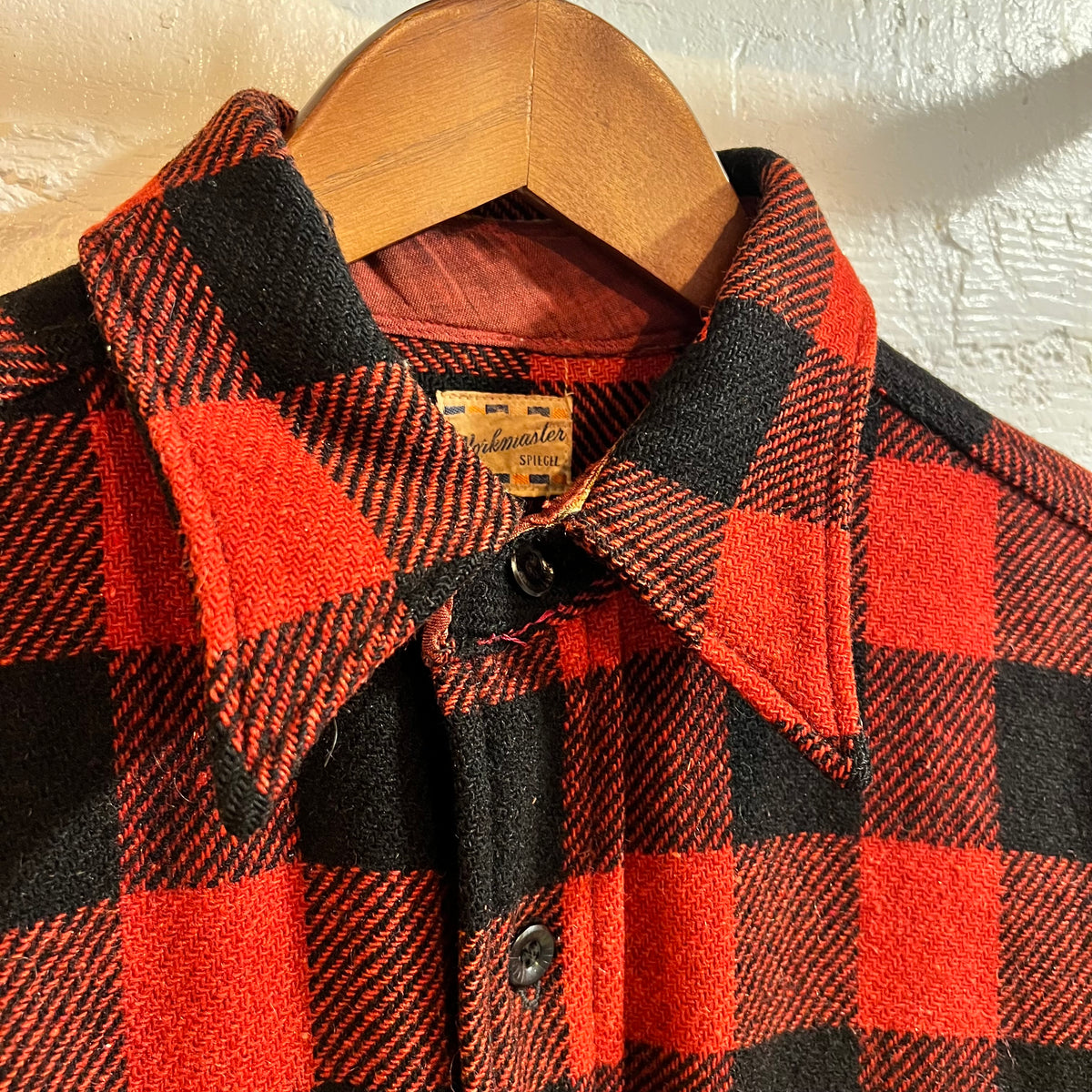 True Vintage Distressed 1940's/1950's Spiegel Workmaster Wool Gusseted Flannel Shirt - Size Large - Made In USA - Red/Black