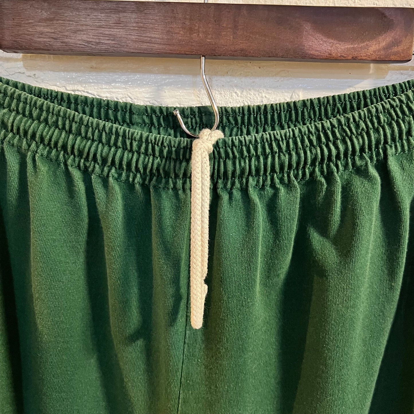 Vintage Jerzees Volleyball Cotton Adjustable Waist Shorts - Size Medium - Made In USA - Green