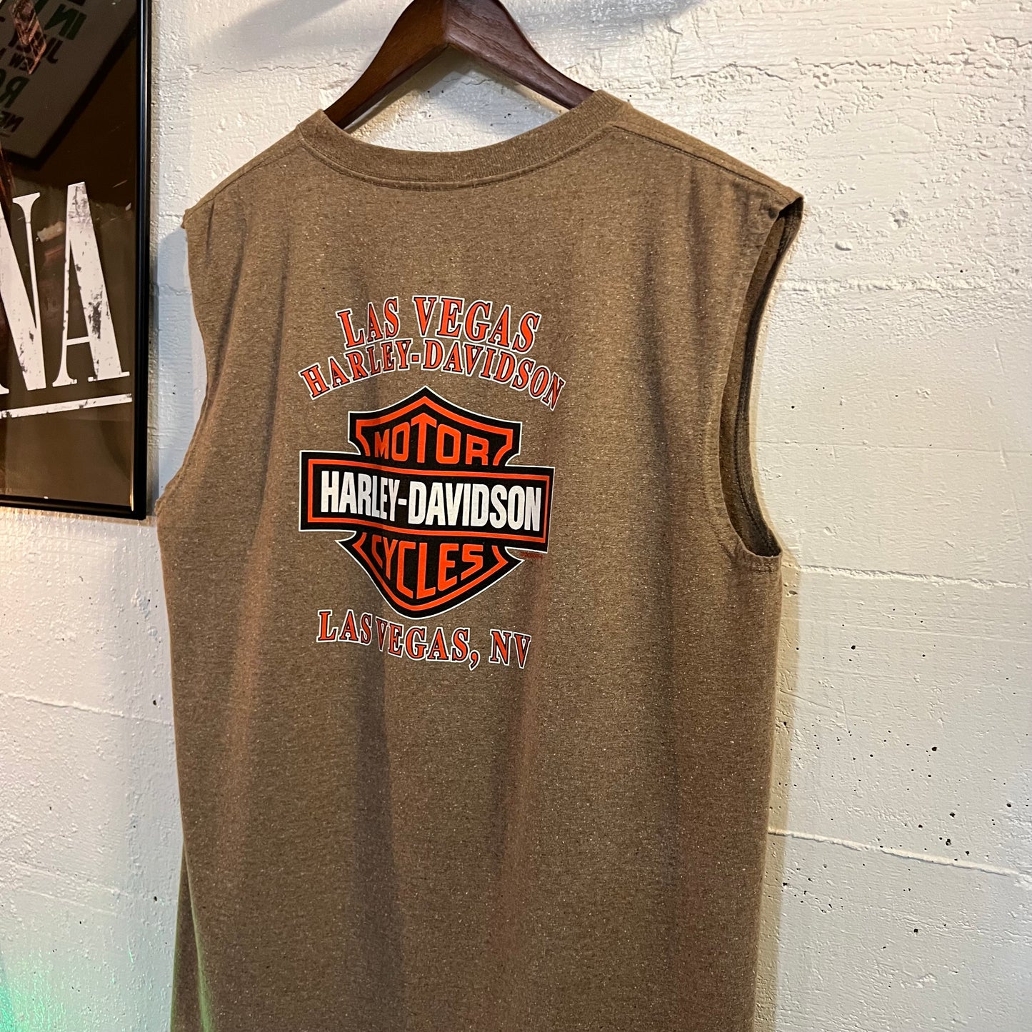 Vintage 2005 Harley Davidson Las Vegas, Nevada Muscle T-Shirt - Size Large - Made In USA - Brown/Multicolor