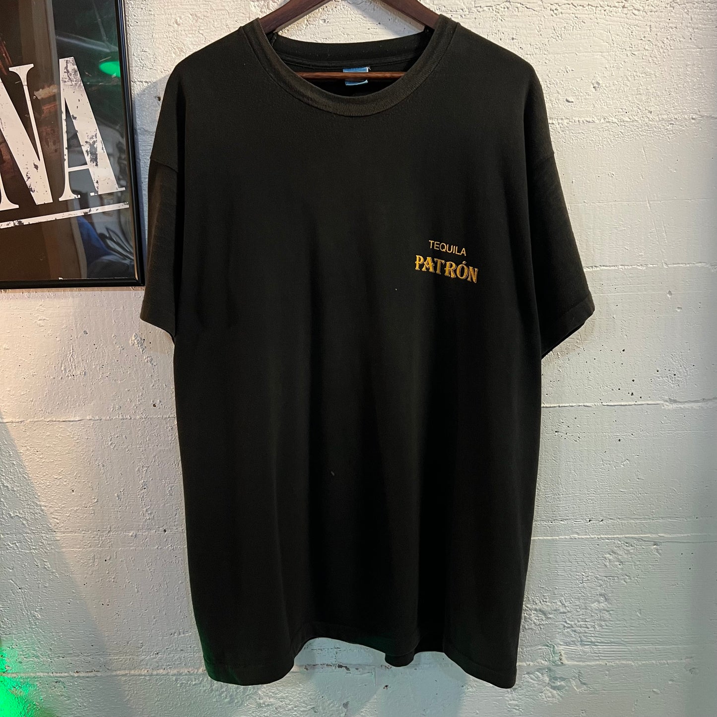 Vintage 90's Patrón Tequila Single Stitch Distressed T-Shirt - Size XL - Made In USA - Black/Gold