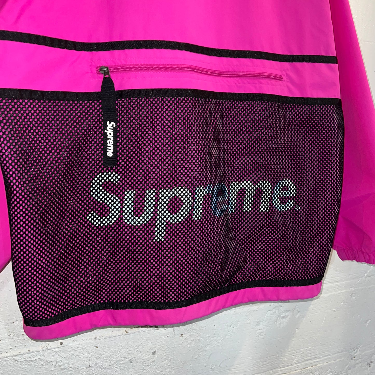 *Pre-Owned* Supreme X Nike Trail Running Jacket - Size XXL - Pink - VNDS - FW17